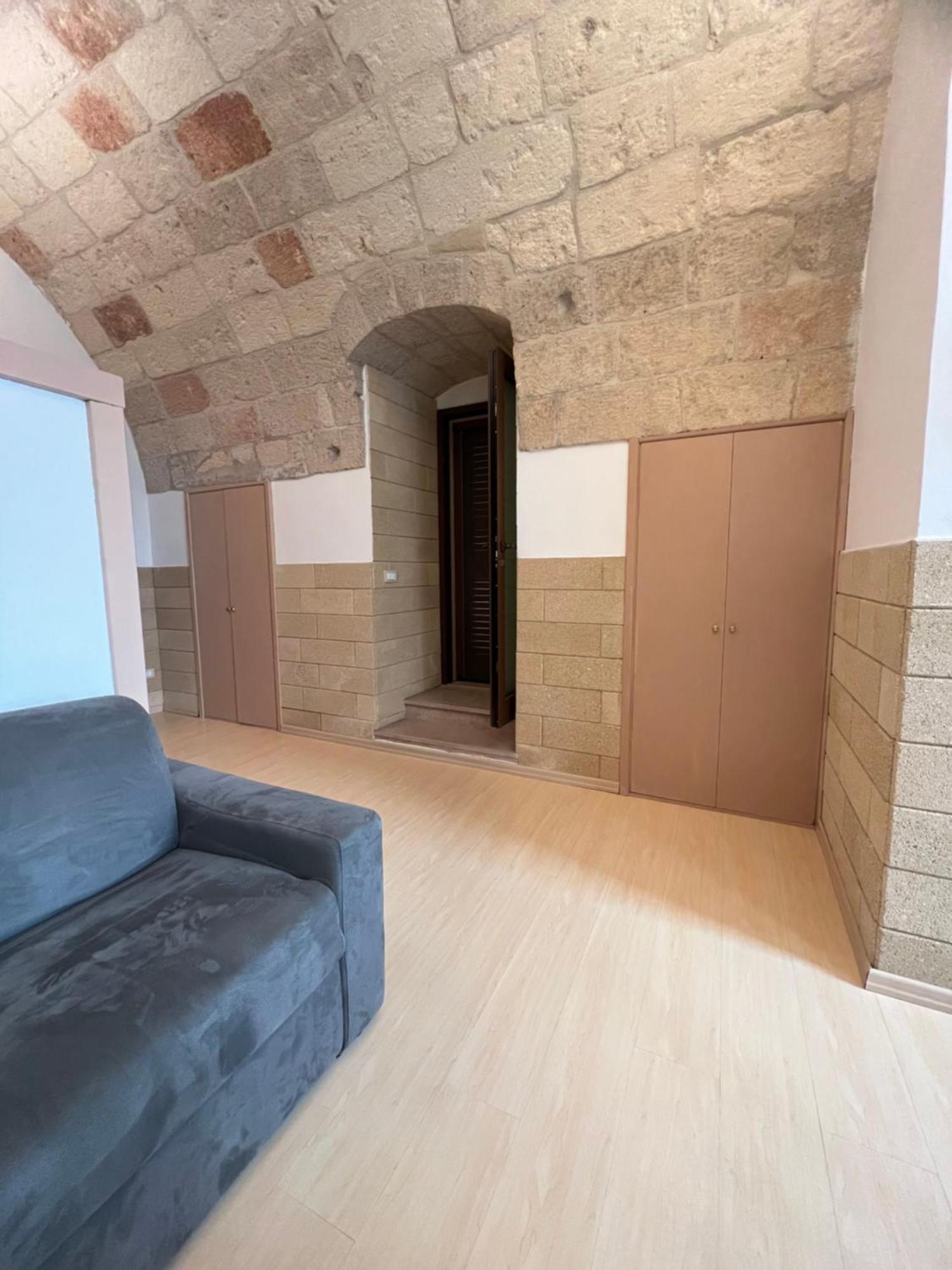 Central House Apartment โปลีญาโนอามาเร ภายนอก รูปภาพ