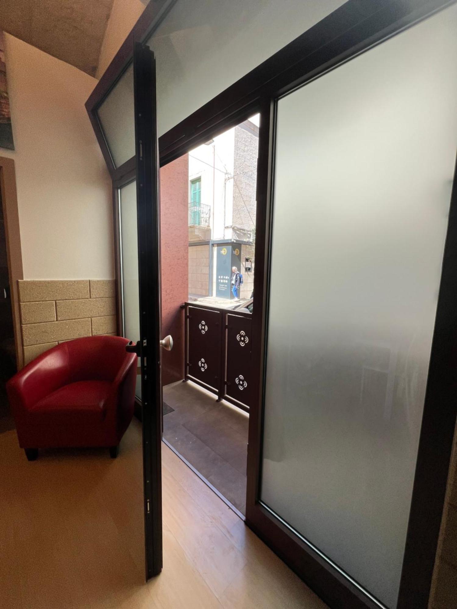 Central House Apartment โปลีญาโนอามาเร ภายนอก รูปภาพ