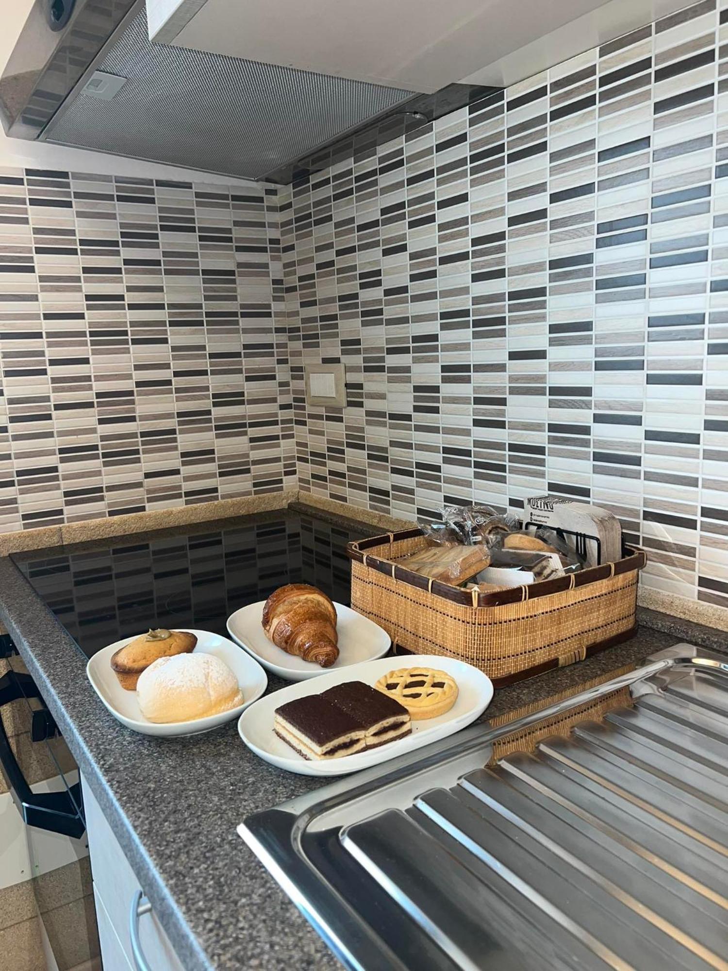 Central House Apartment โปลีญาโนอามาเร ภายนอก รูปภาพ